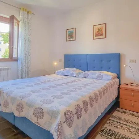 Clai Apartment *
